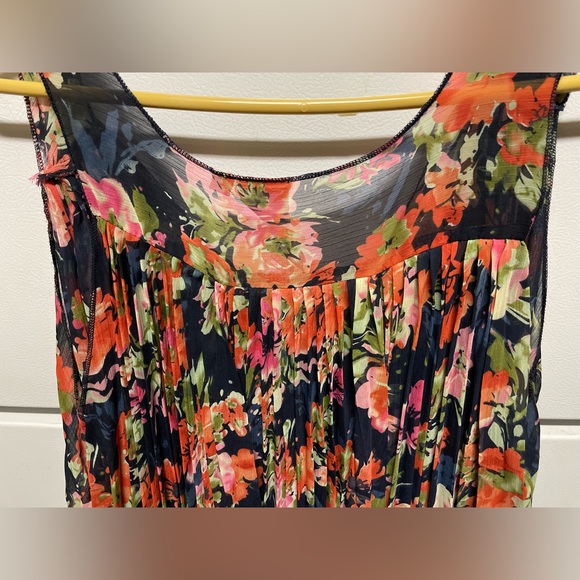 Black Sheep Pleated Mini Dress - Picture 6 of 7